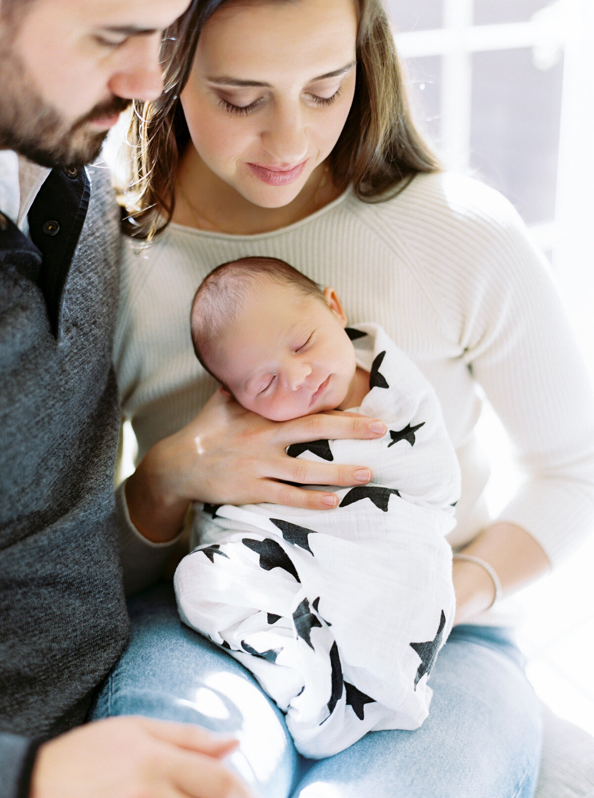 newborn-photographers-in-portland-the-tenneys-06