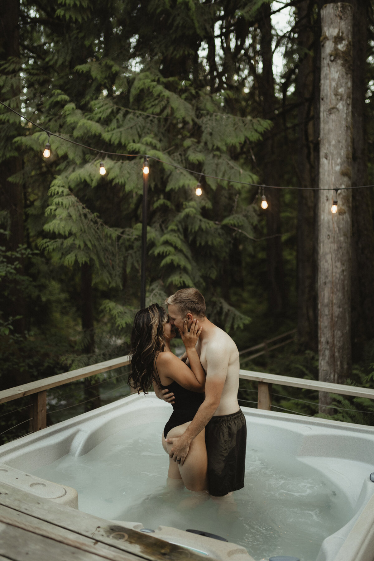casualcouplesinhomesessionkansascityphotographer-85