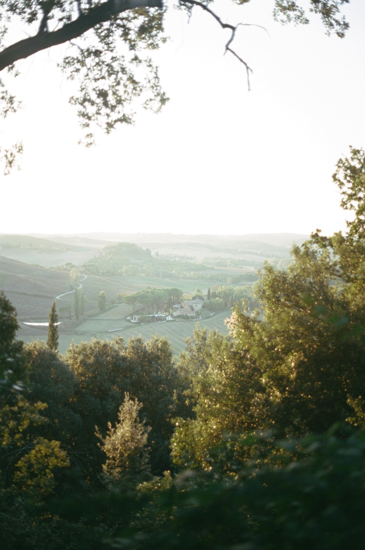 A wedding photo of the venue Laticastelli in aTuscany Italy