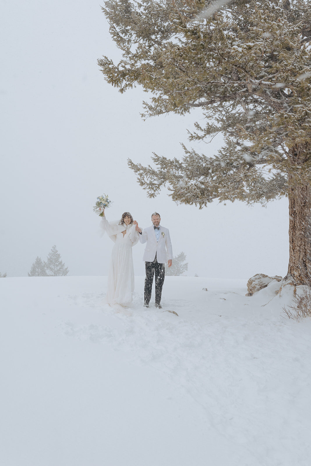 Winter-Elopement-B-T-219