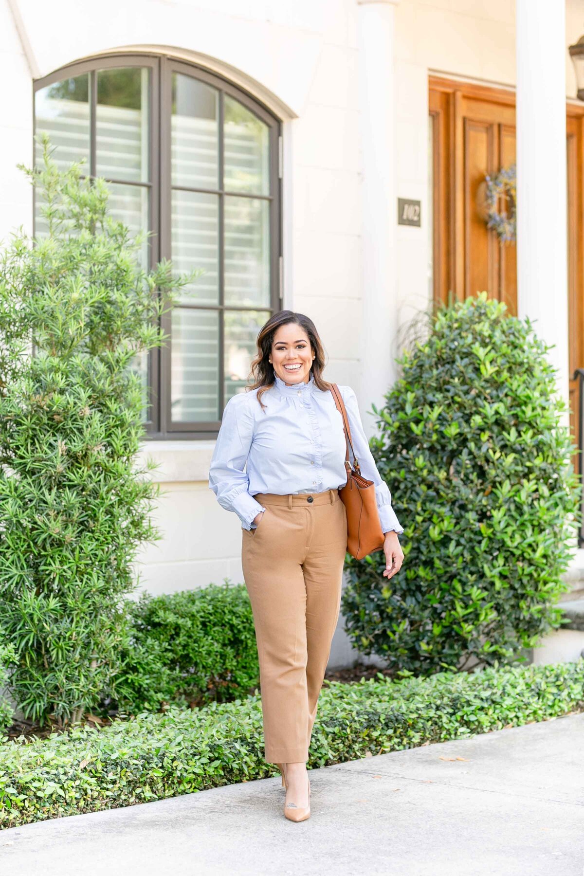 Yuri Almonte Real Estate Agent Brand Session  | Brand Photographer The Branded Boss Lady