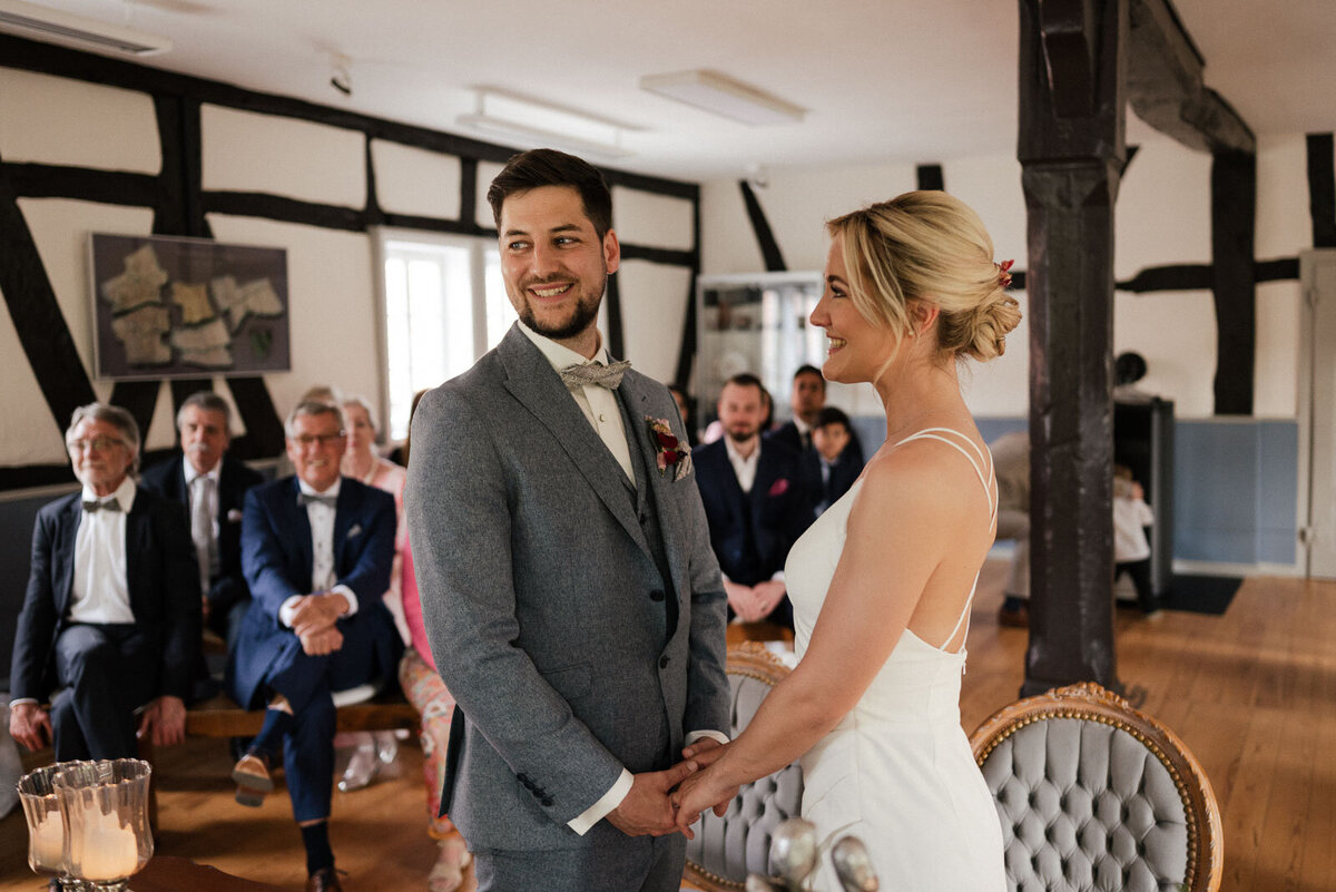 Hochzeitsfotografin - Brautpaar - Freudentränen26