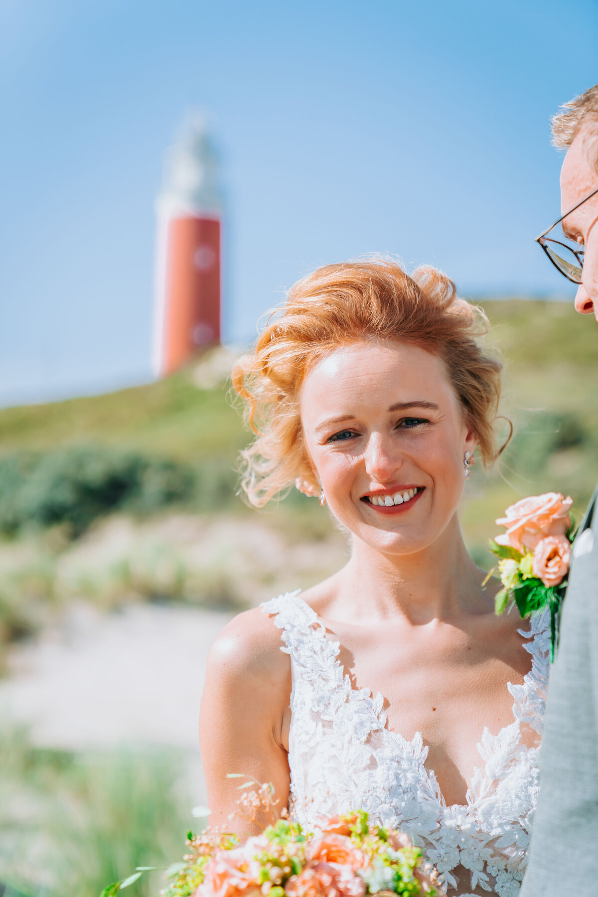 Trouwen Texel Bart en Anouk vuurtoren look anouk 