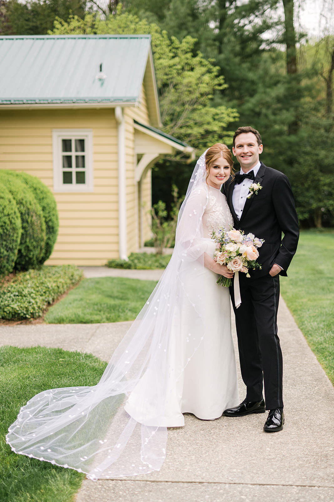 Highlands-NC-Old-Edwards-wedding-photographer007