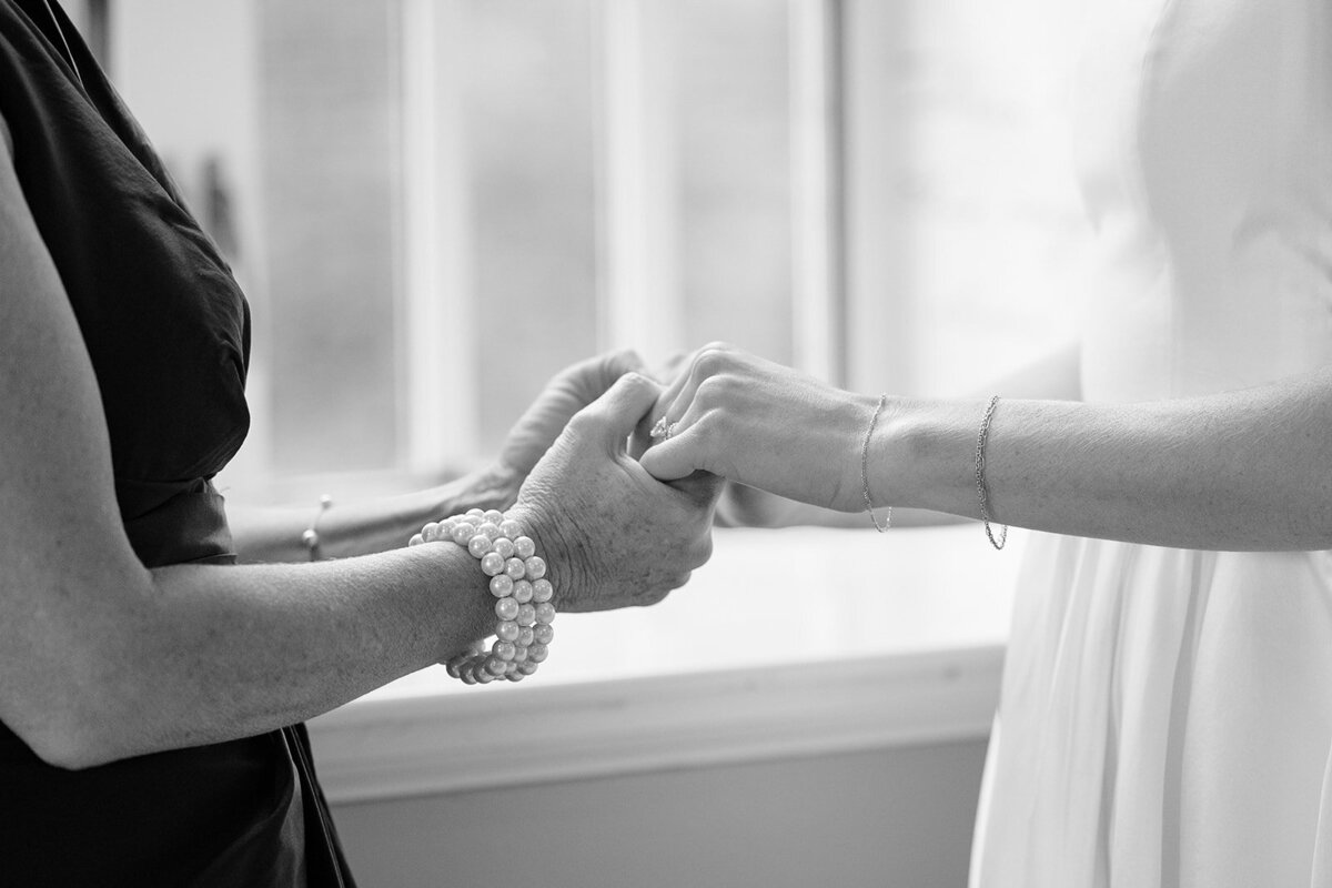 loui_photography_beach_club_minneapolis_summer_wedding-300