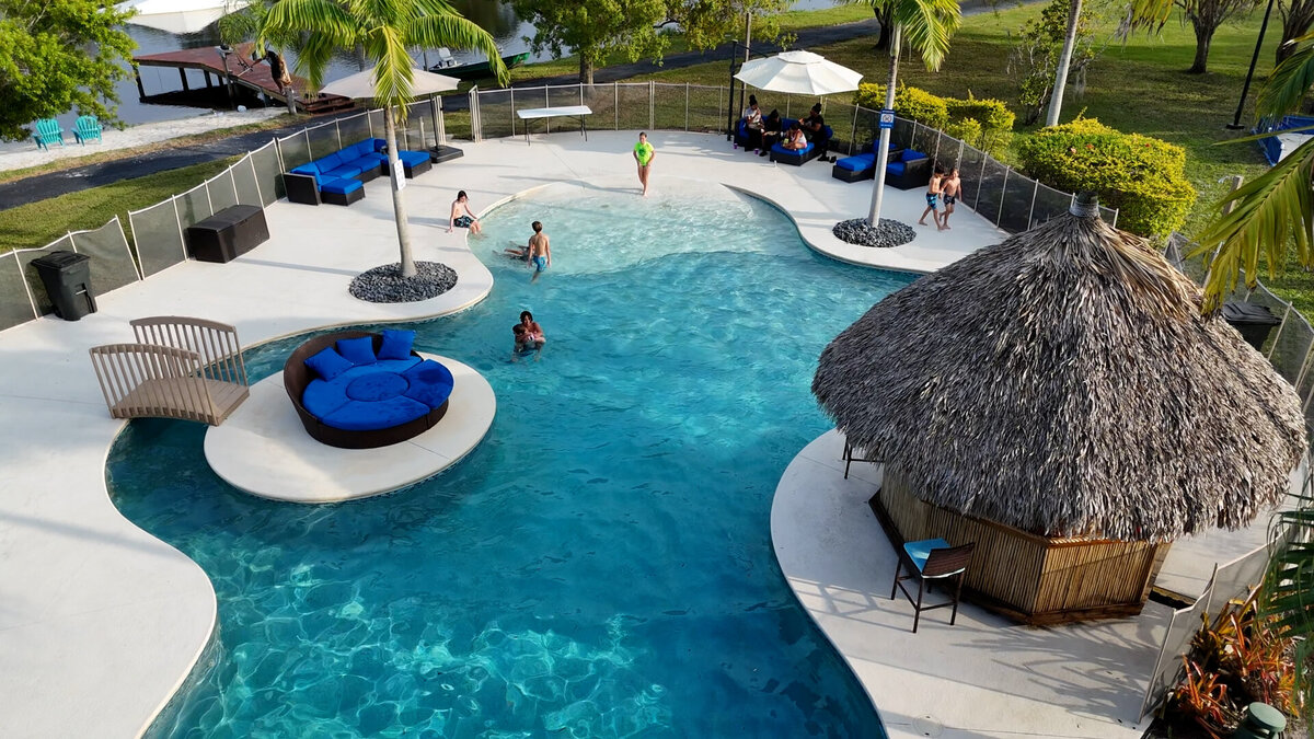 Pool (3)