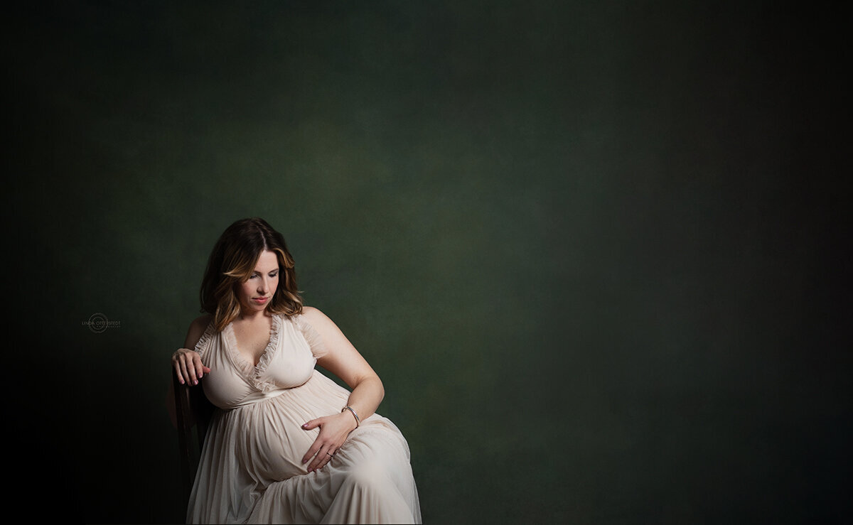 sitting-gravidfotografering-maternityphoto-gravidfotograf-gravidfoto