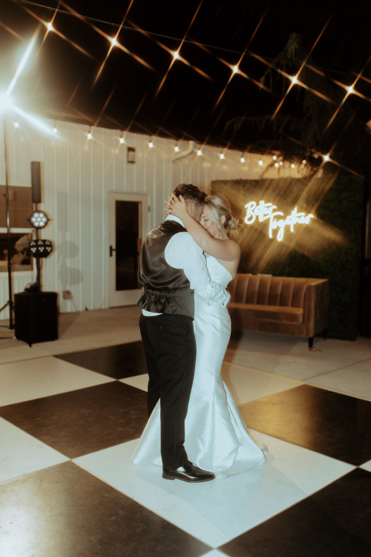 AuroraVineyardsWedding