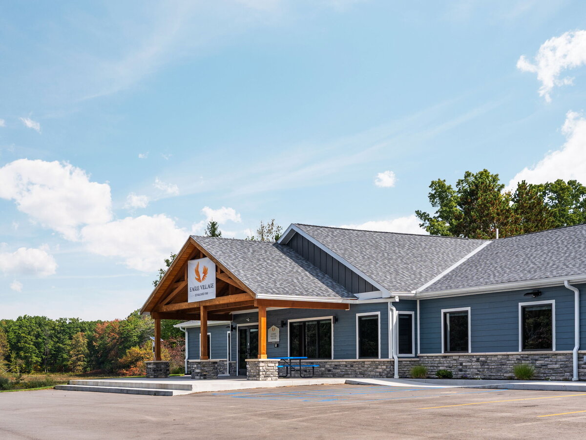 83-web-or-mls-A7403558