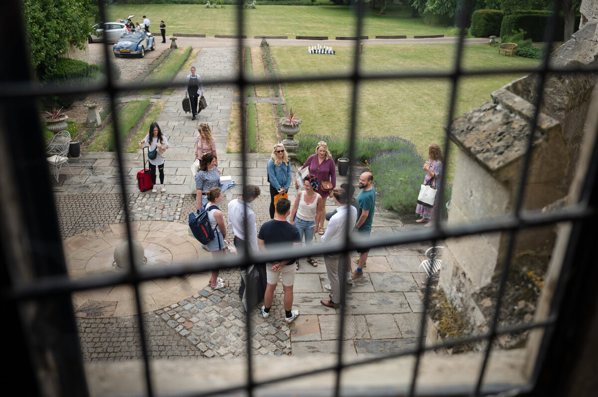 Notley-Abbey-wedding-photography-1035