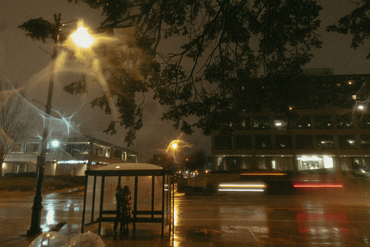 couples-rain-playful-night-session-downtown-moody-umbrella-film-illinois-57