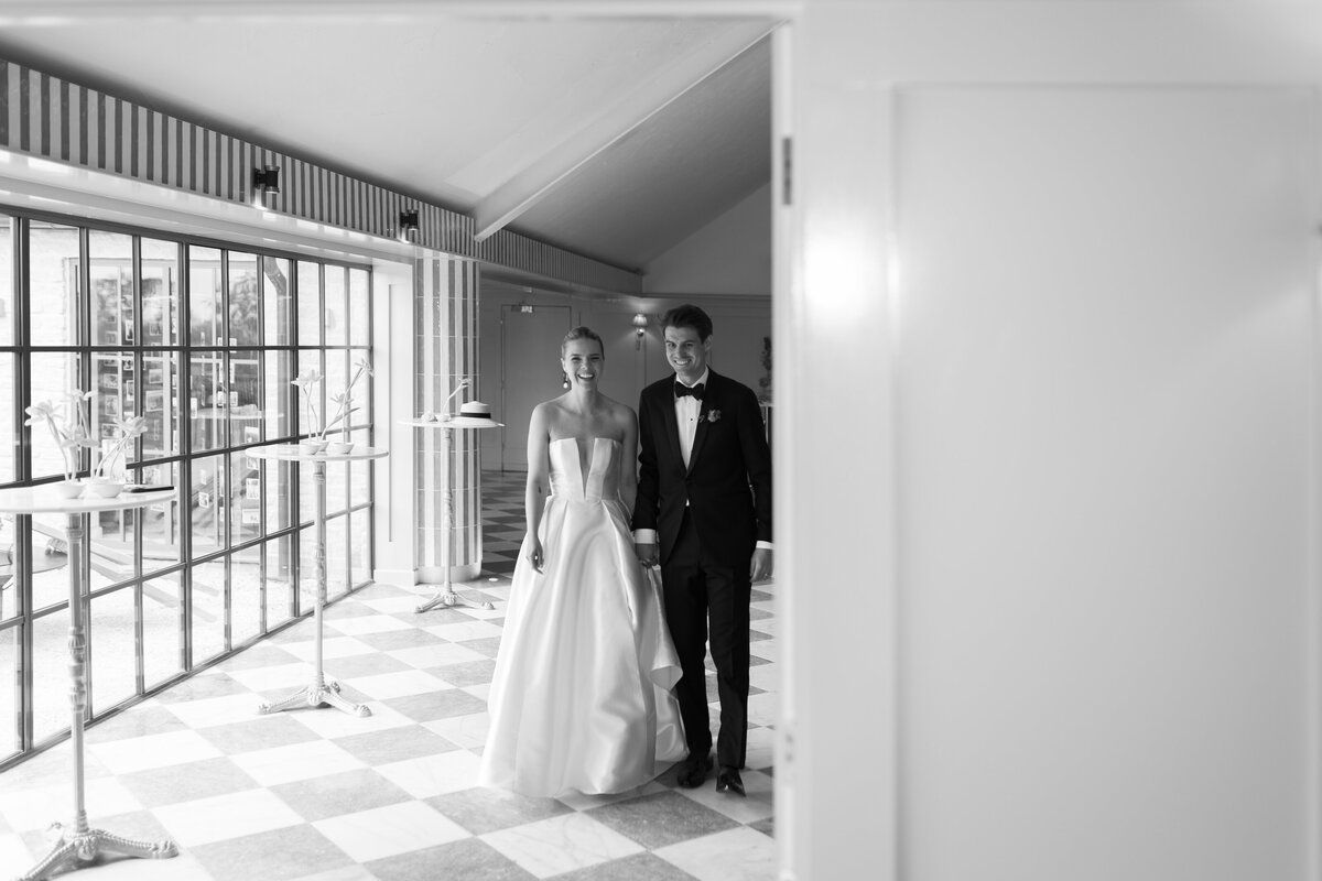 Couple portraits at Kin House