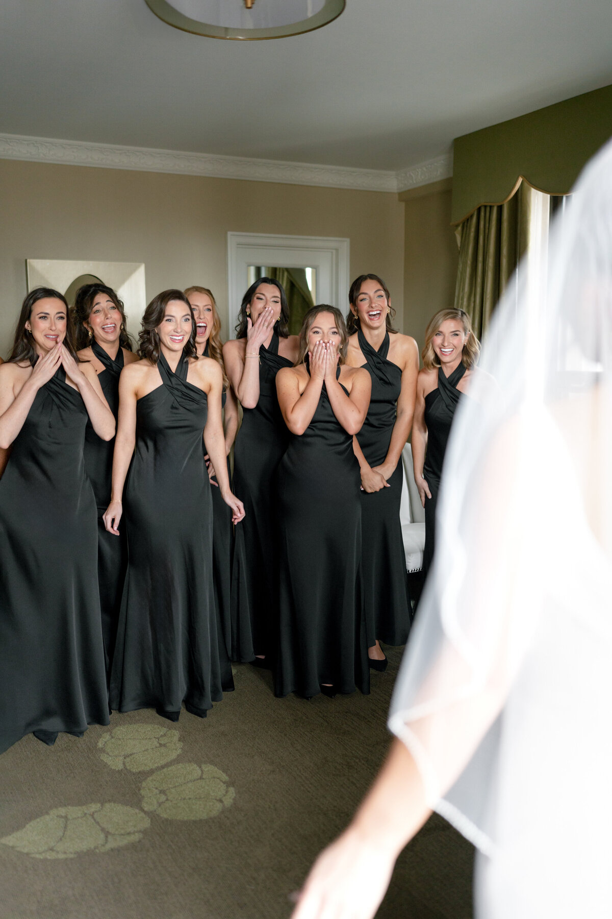 Berlez-Aspen-Avenue-Chicago-Wedding-Photographer-Palmer-House-Celebrate-Planning-Yanni-Design-Dimitra-Shannon-O'Brien-Magazine-Editorial-45