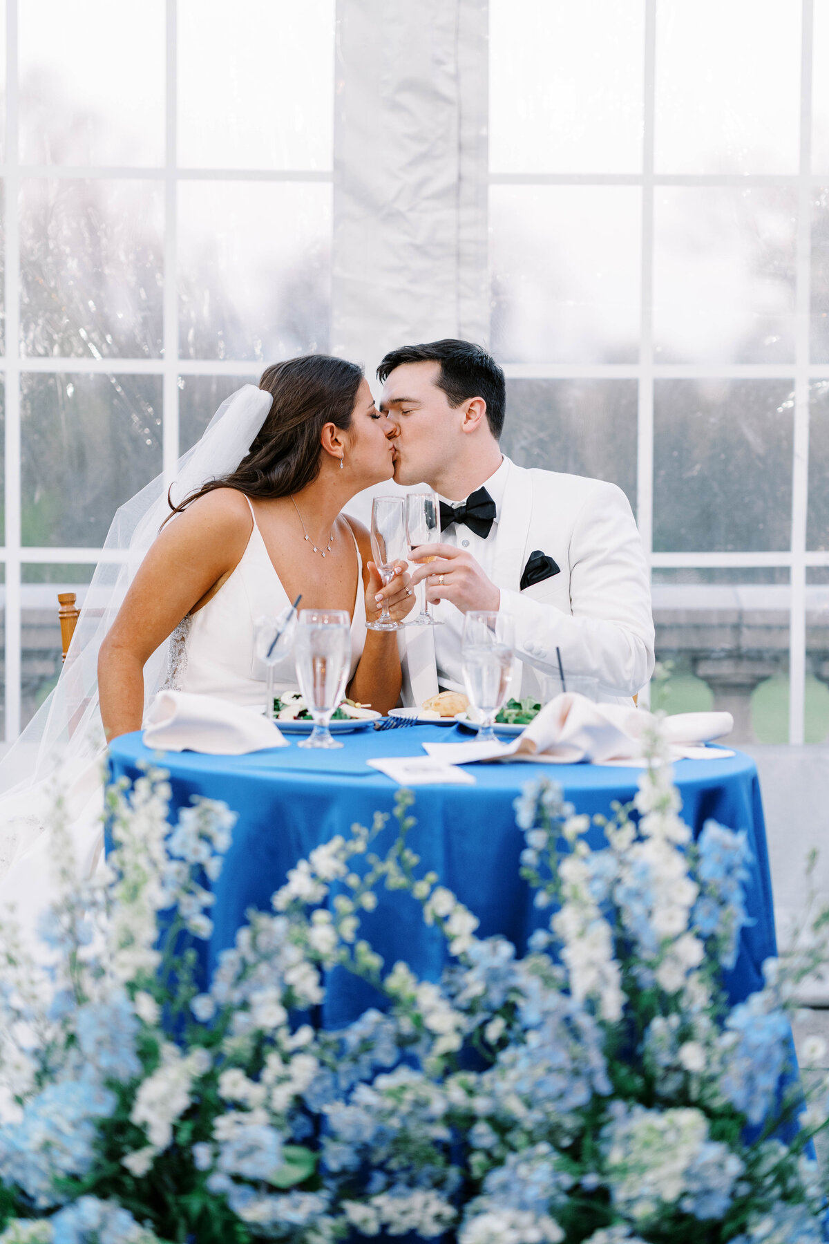 cairnwood-estate-spring-wedding-philadelphia-photographer-reception-party_083