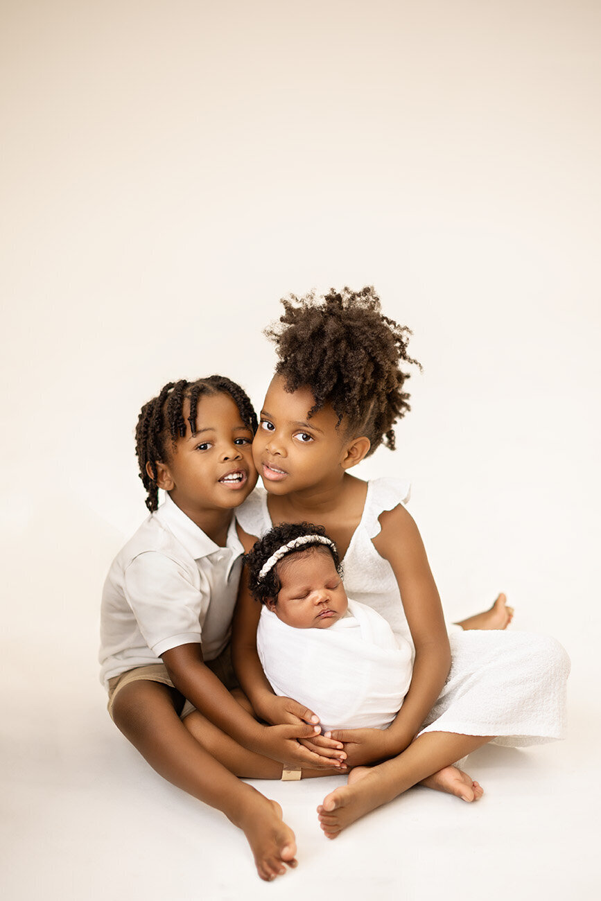 best Bowie MD newborn photographer, in home newborn photography Bowie Maryland, baby photographer near me 9451