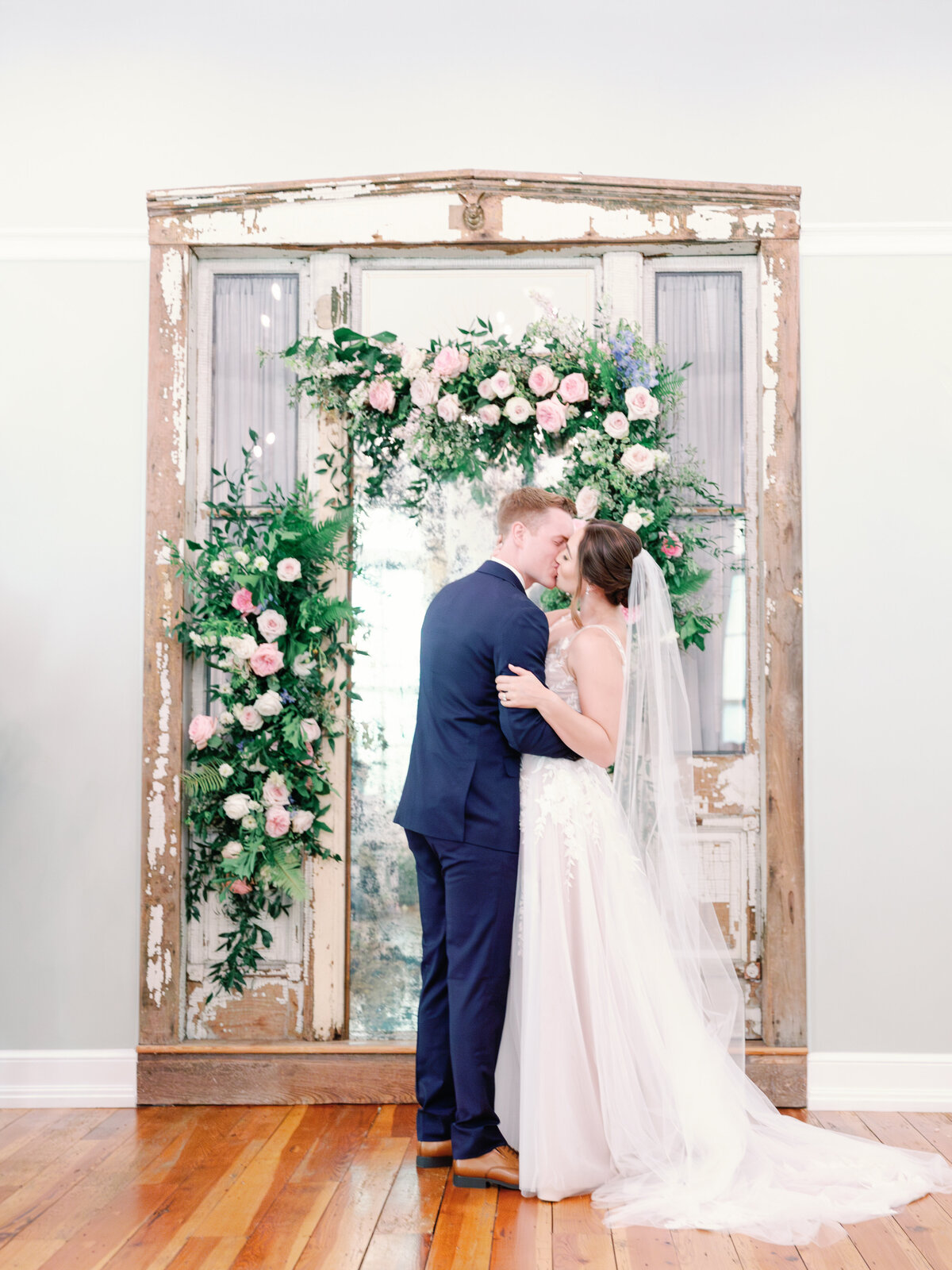 A+E_The Parlour at Manns Chapel_Chapel Hill NC_Luxury_Wedding_Photo_Skyler Jordan Photography-1554
