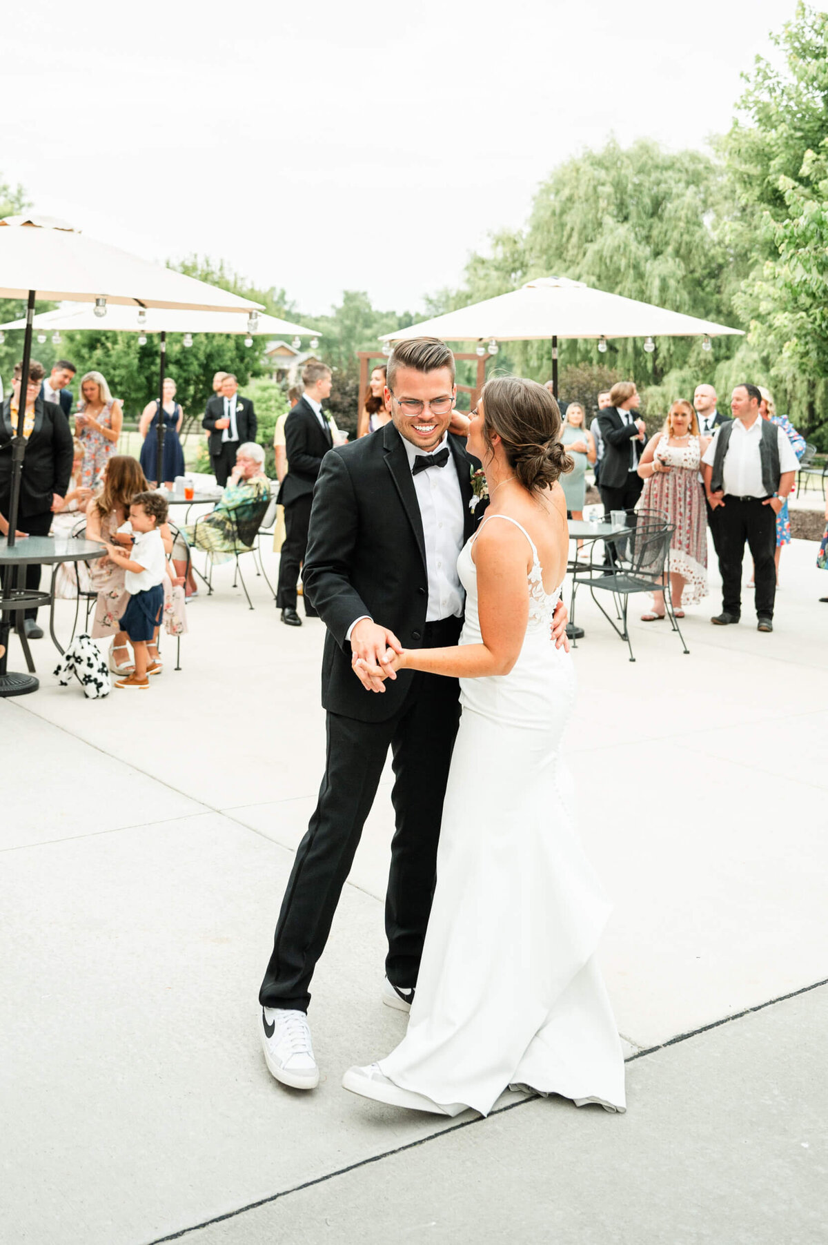 Harvest-Moon-Pond-Wedding-Venue-Wisconsin-113