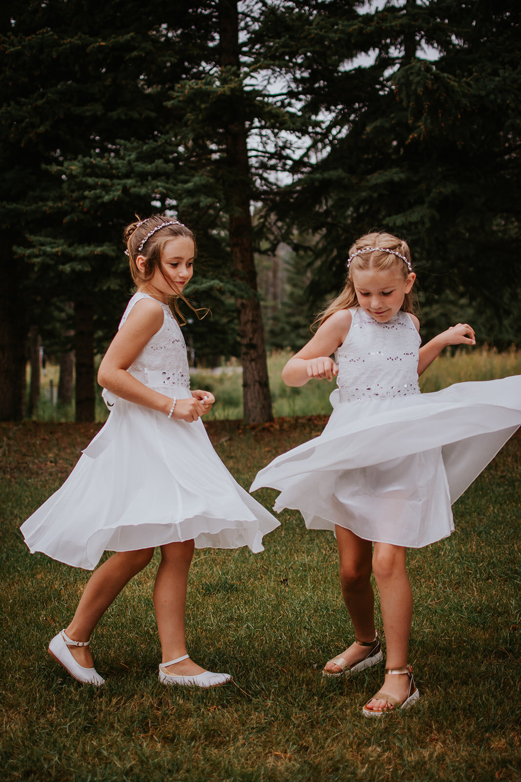 flower girl wedding photography