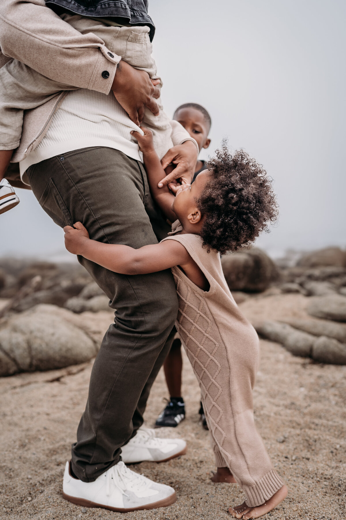 lifestyle-family-candid-fatherhood