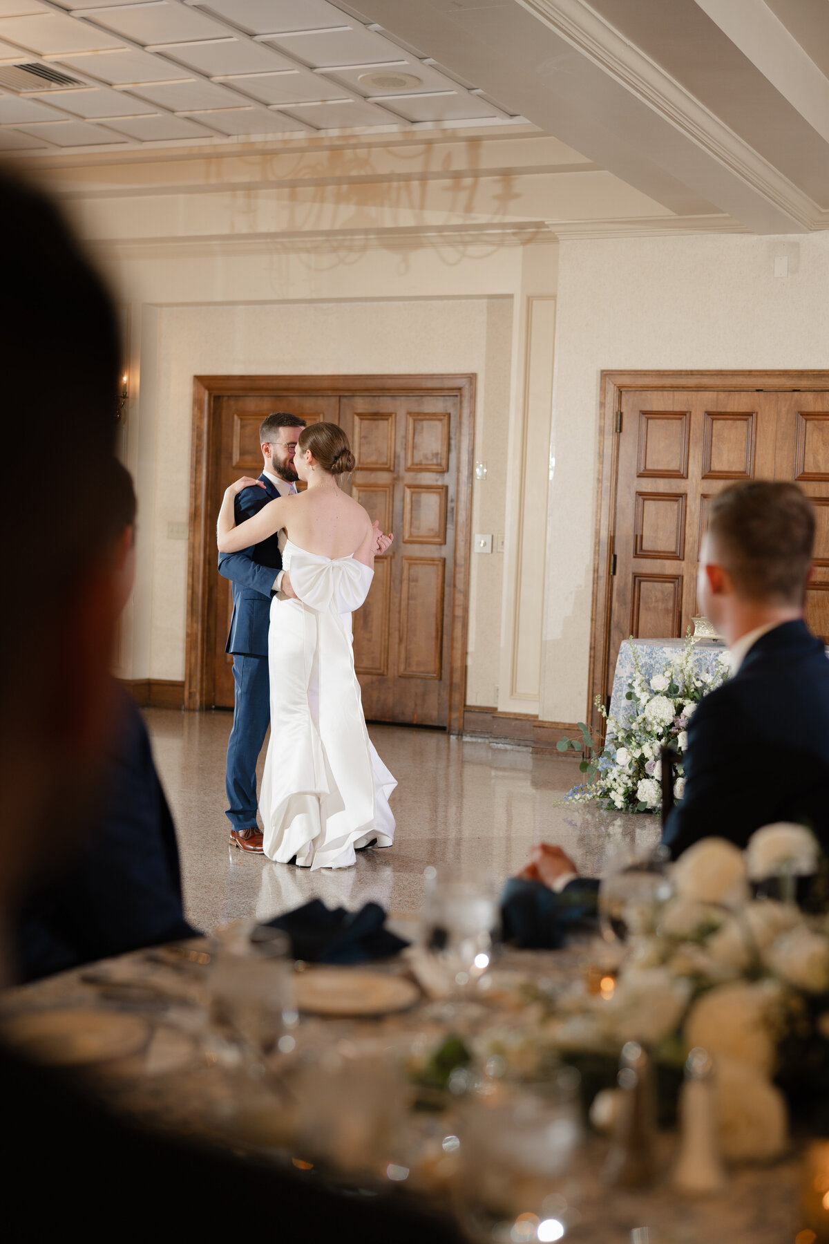Wedding-Ceremony-Toledo-Ohio-Classic-Venue28