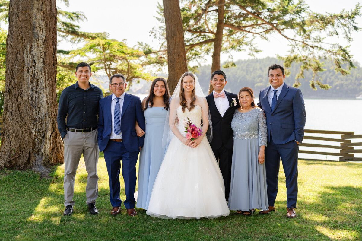 Hope-Island-Beach-Club-Wedding-LaConner_Caylie-Mash-Photography_250