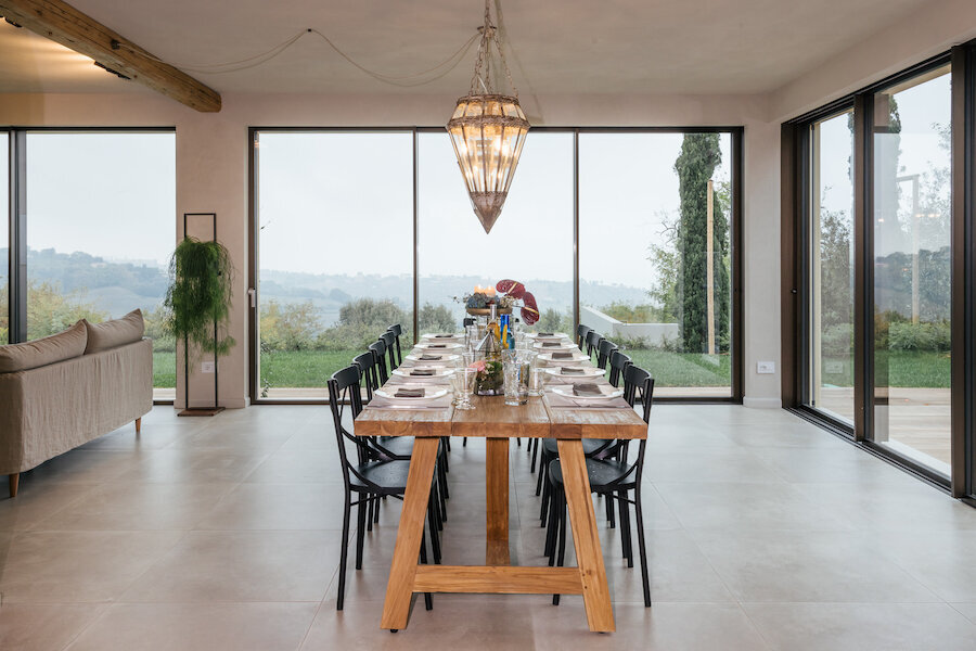 Informal dining room_open plan _Villa Olivo_Photo credit Andrea Volpini