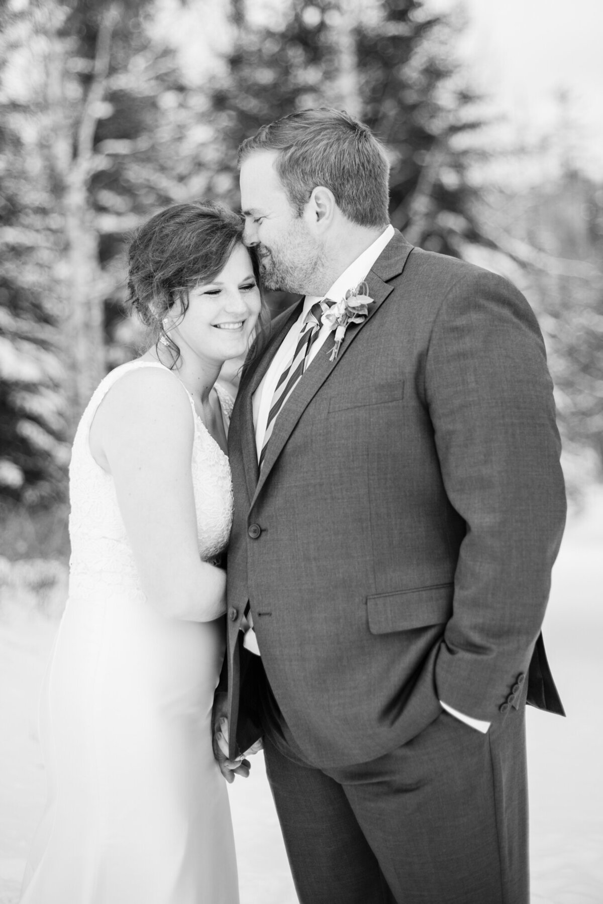 GunflintLodgeWeddingElopementTrailGrandMarais-11