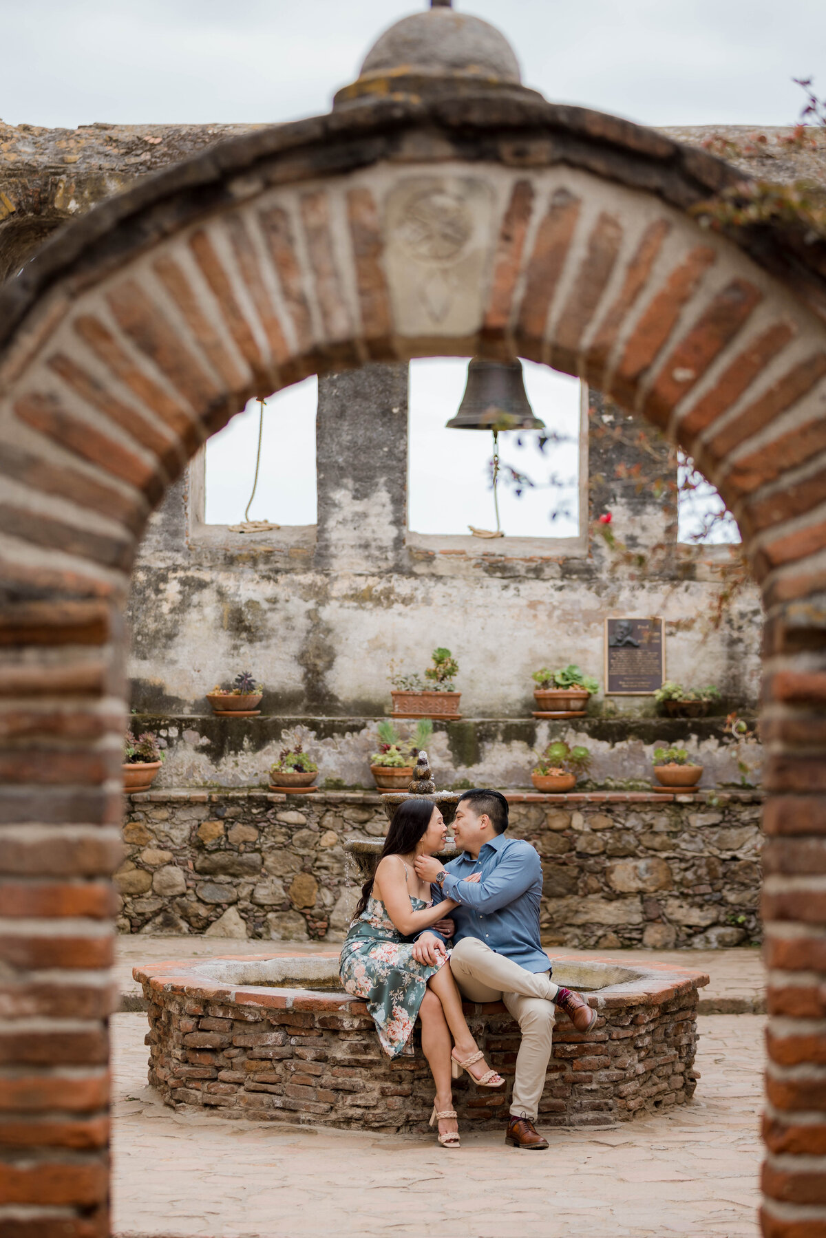AD-Mission-San-Juan-Capistrano-Engagement-Photography-12