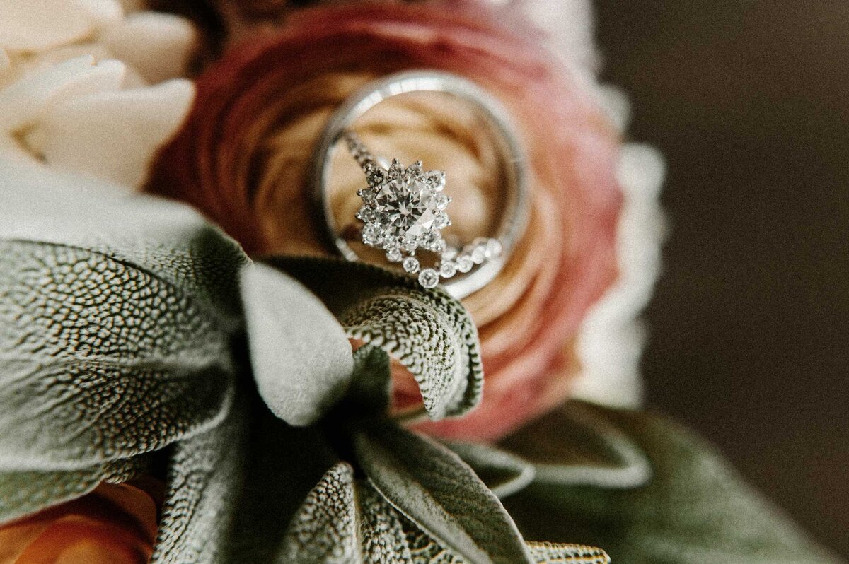 bridal-bouquet-and-ring-shot-missouri