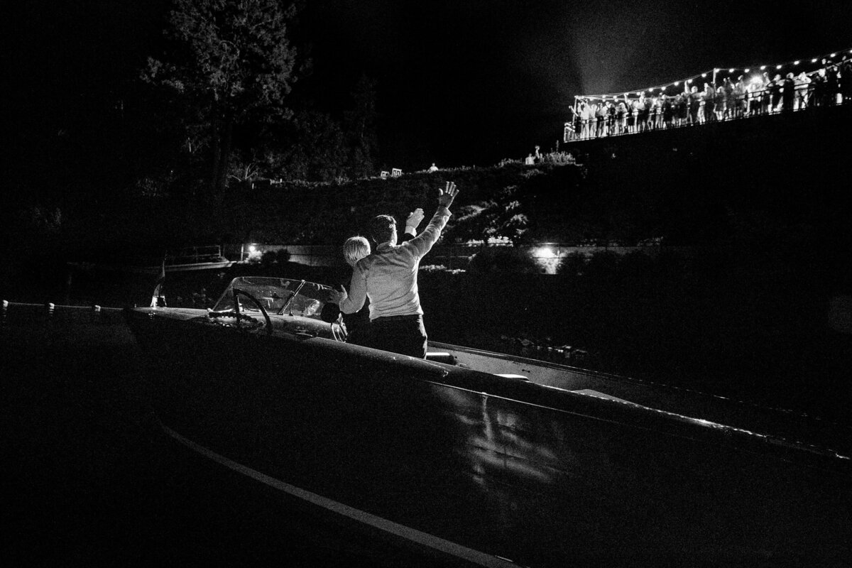 wedding-grooms-reception-goodbye-boat-hayden-lake