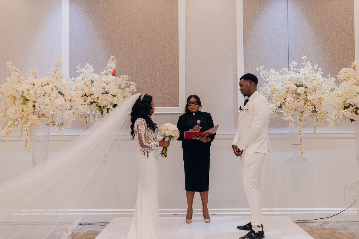 ottawa-convention-centre-wedding-virtuous-weddings-11