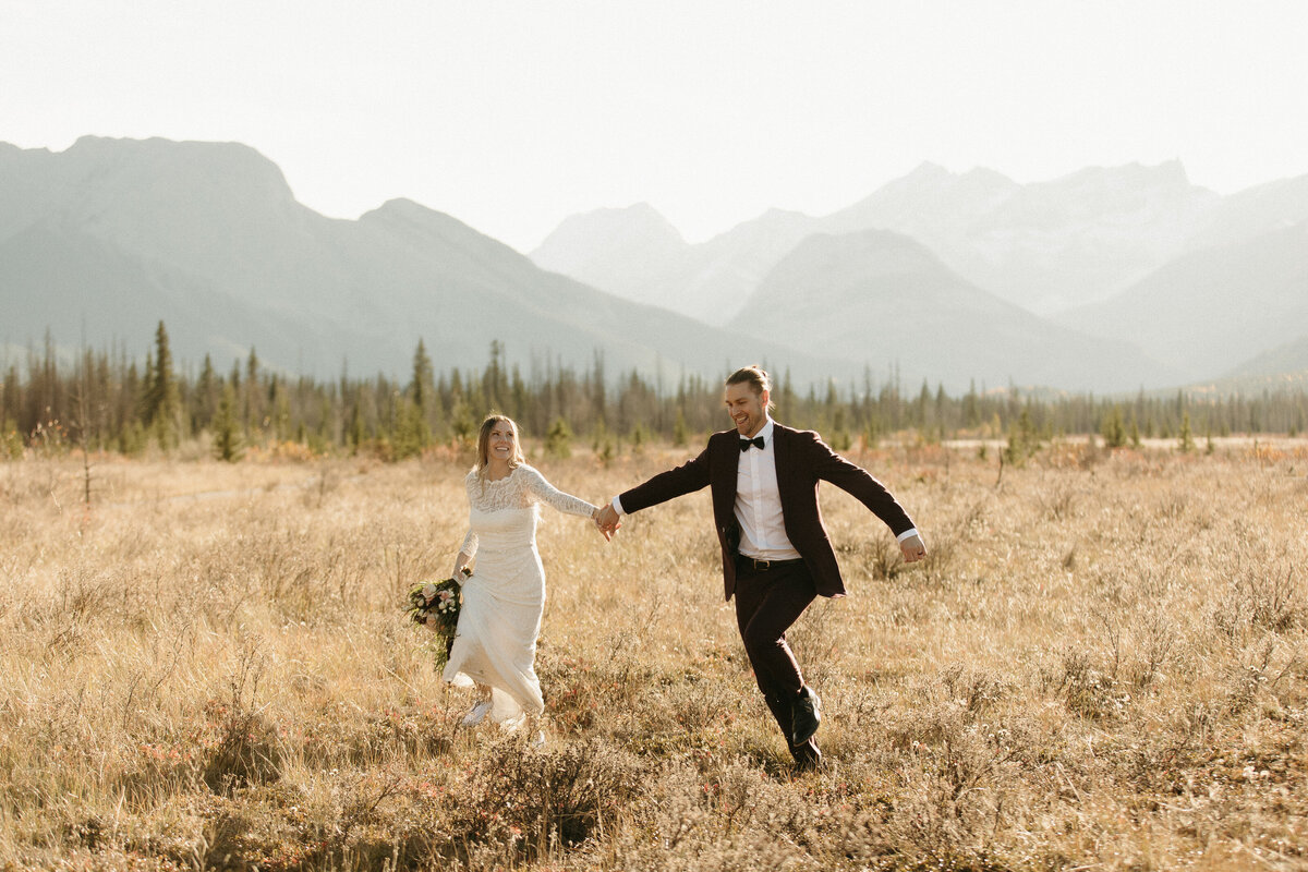 LM_Kananaskis_Fall_Elopement-366