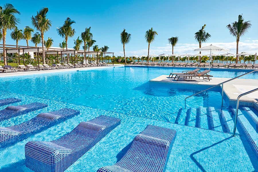 pisicina-hotel-riu-palace-costa-mujeres-6