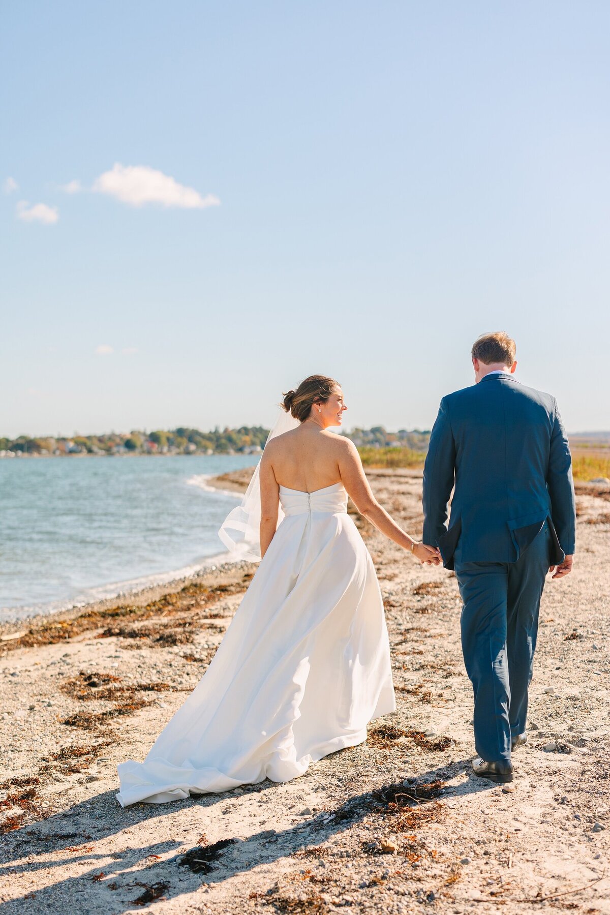 Live_Well_Farm_Colorful_Fall_Wedding_Harpswell_Maine_Photography_0033