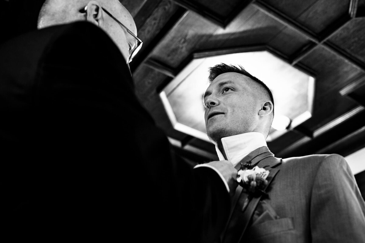 groom-getting-ready-father-cincinnati-nature-center