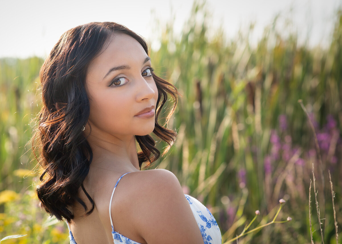 Senior-Portraits-Wildflowers-Wallingford-CT
