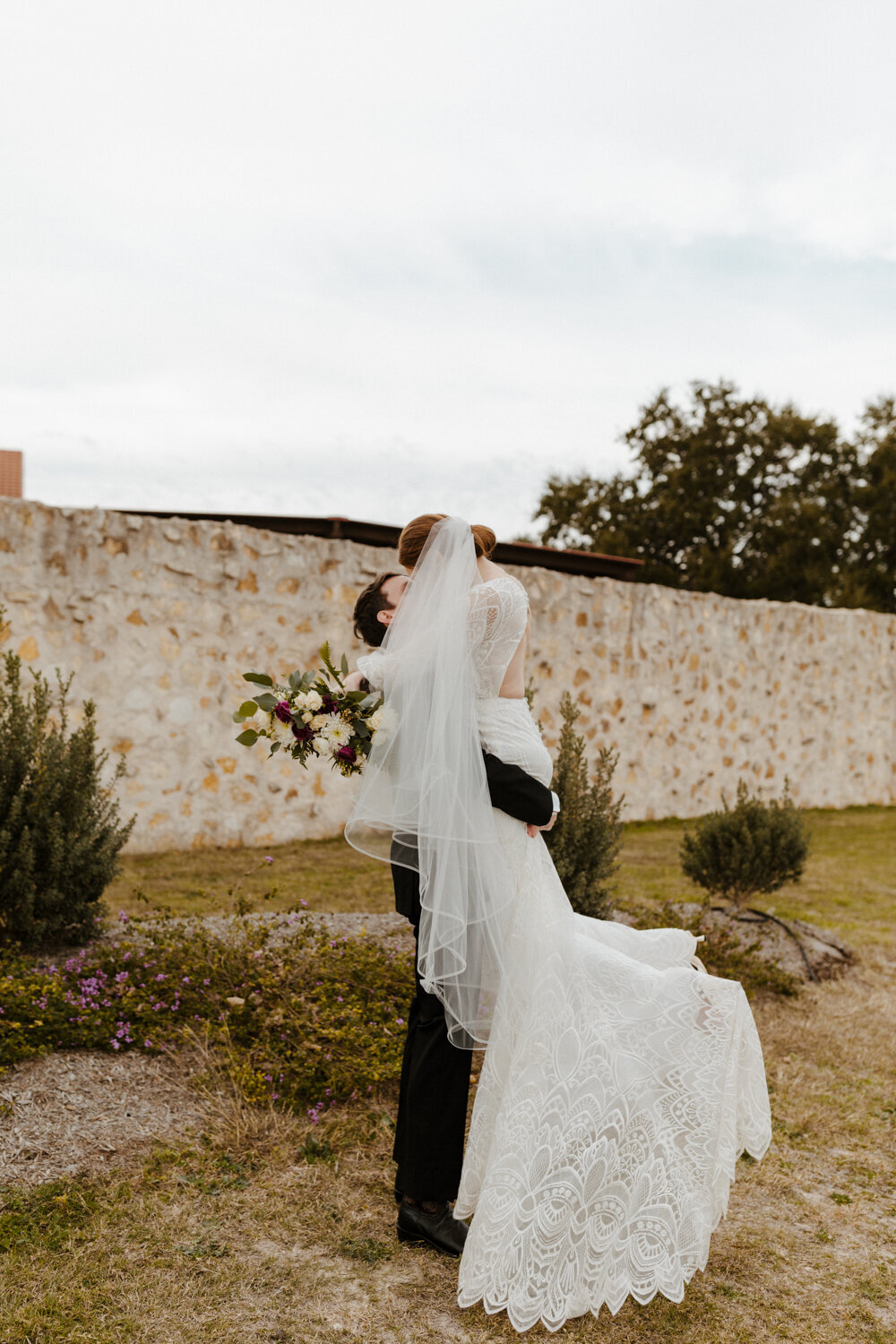 austin_texas_wedding_photographer_vineyard_at_florence_photography_colorado-220