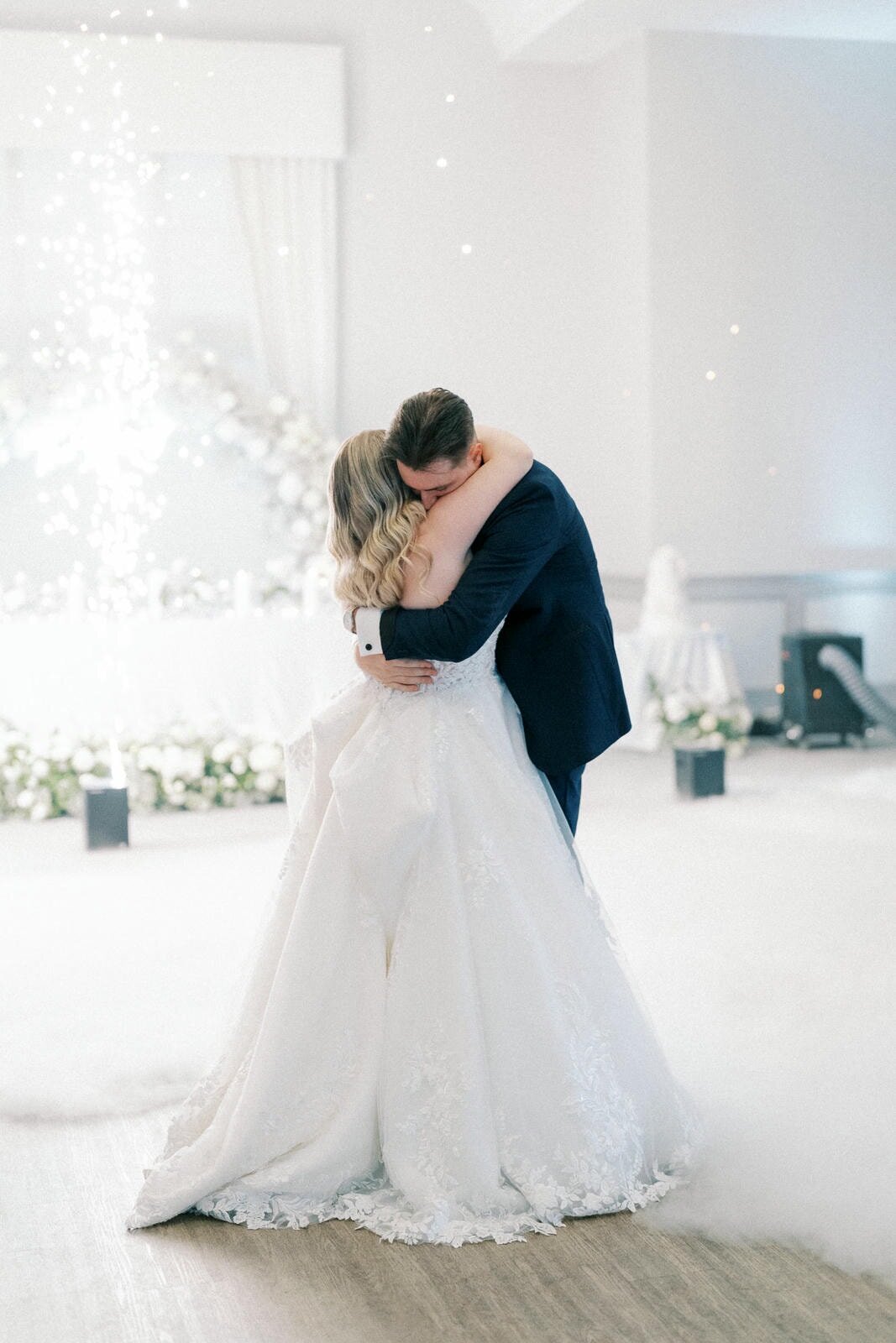 W8-Wedding-events-Deer-Creek-Shelly-and-Alexander-2024-09-28-2500px-1180