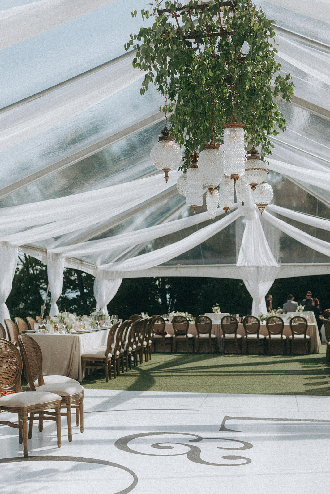White-Admirals-House-Wedding-FLORA-NOVA-DESIGN-SEATTLE-00023