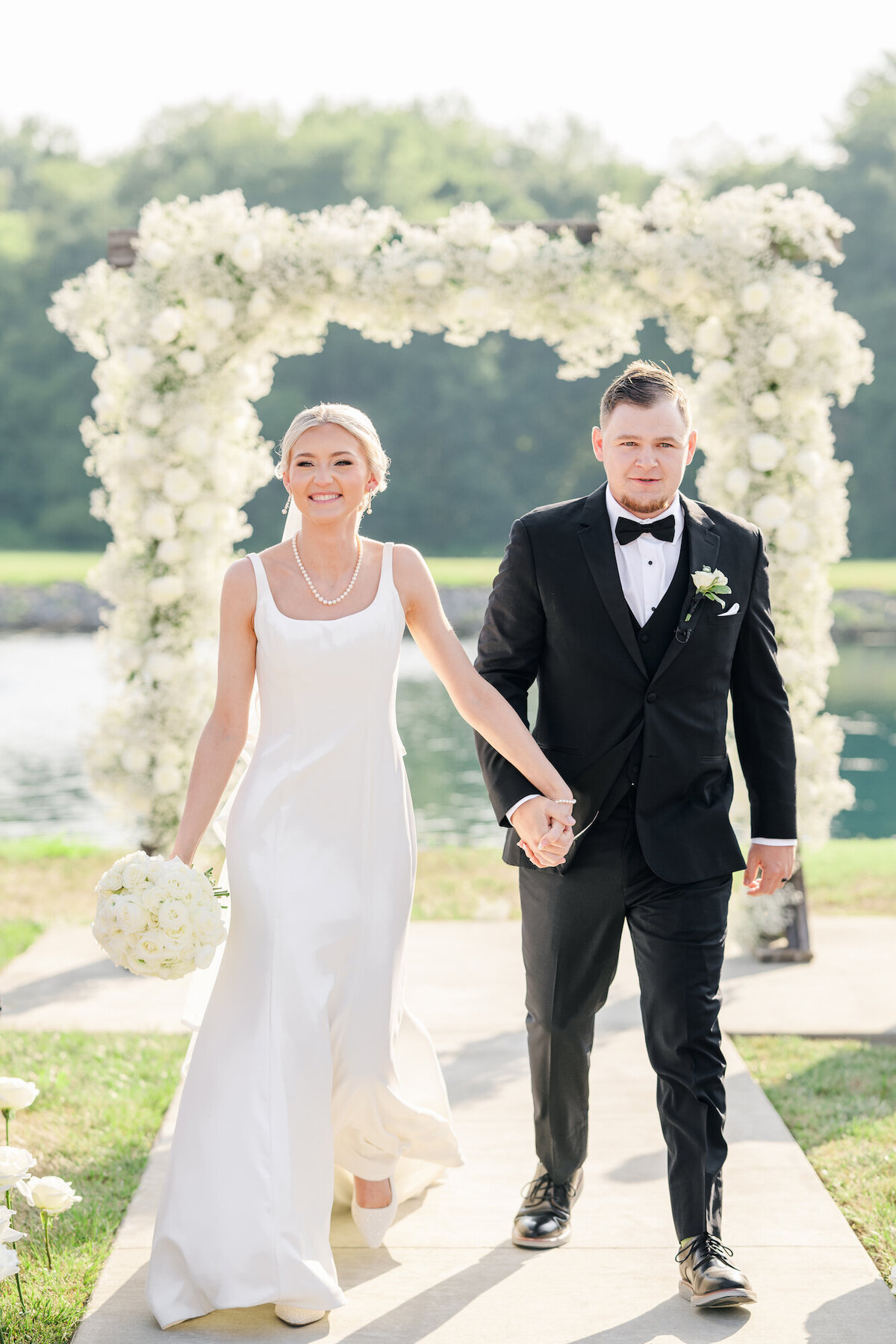 barn-at-white-oaks-wedding-murray-kentucky-93