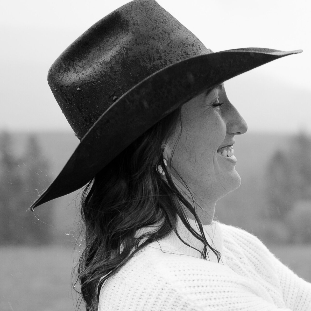 presley-gray-photo-montana-western-style-engagement-3870-3