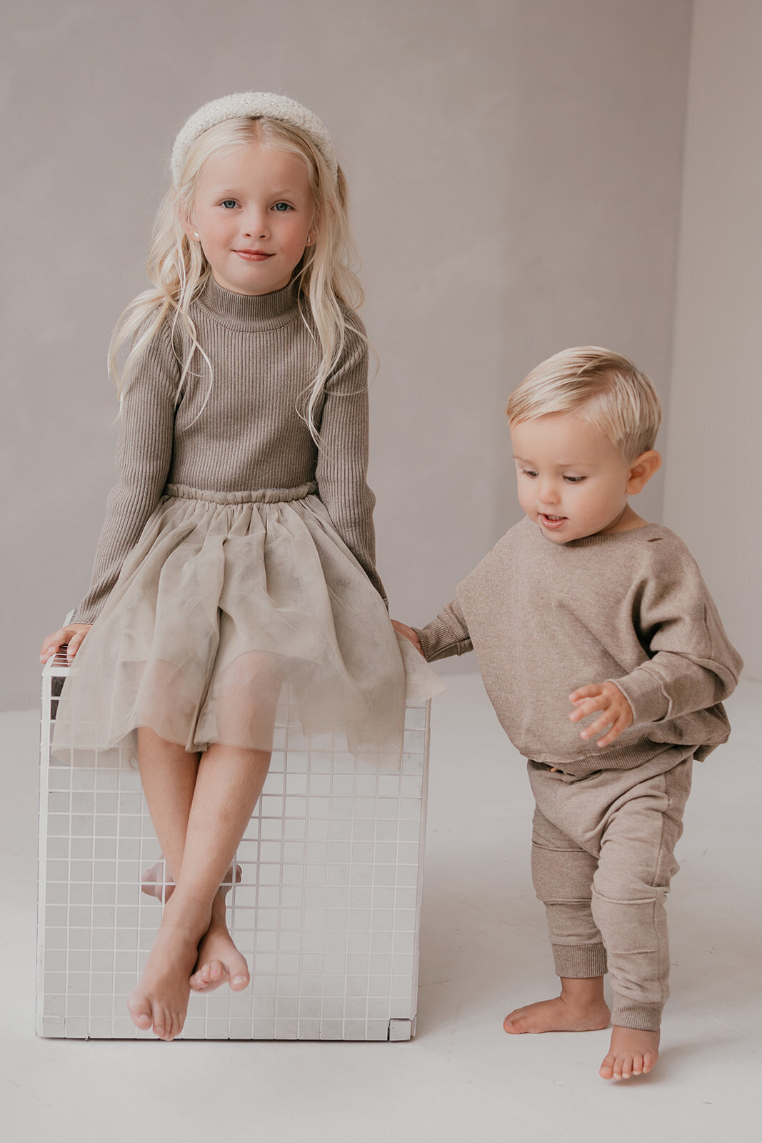 gezinsfotoshoot-leukfotografie-puur-ongedwongen-studio-the-loft-6