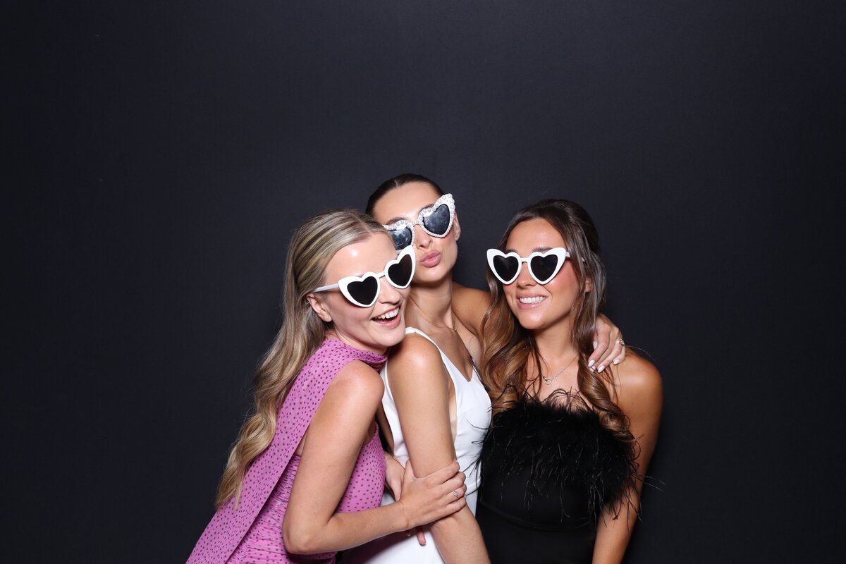 photobooth_london_essex_weddings_18