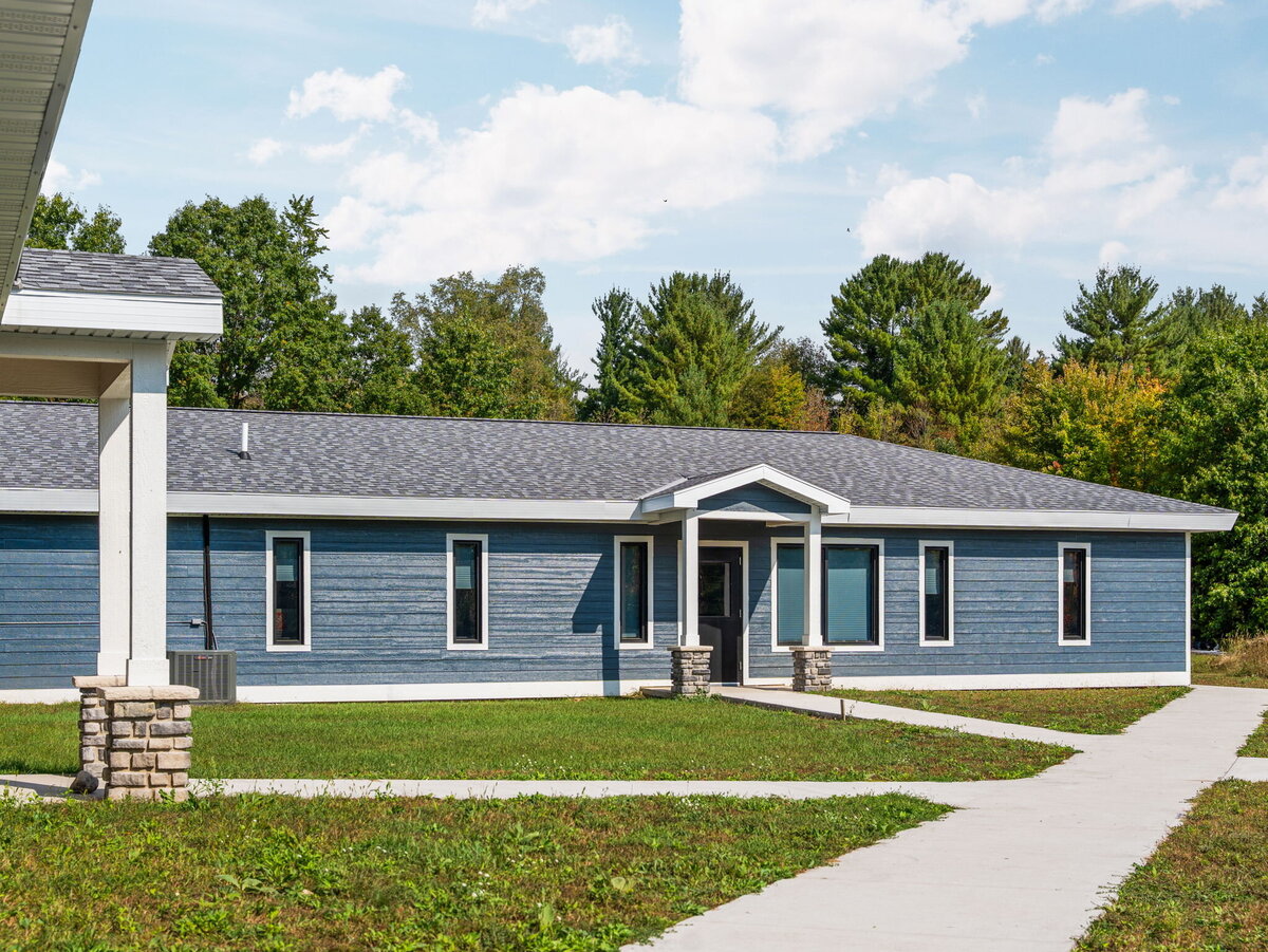 105-web-or-mls-A7403582