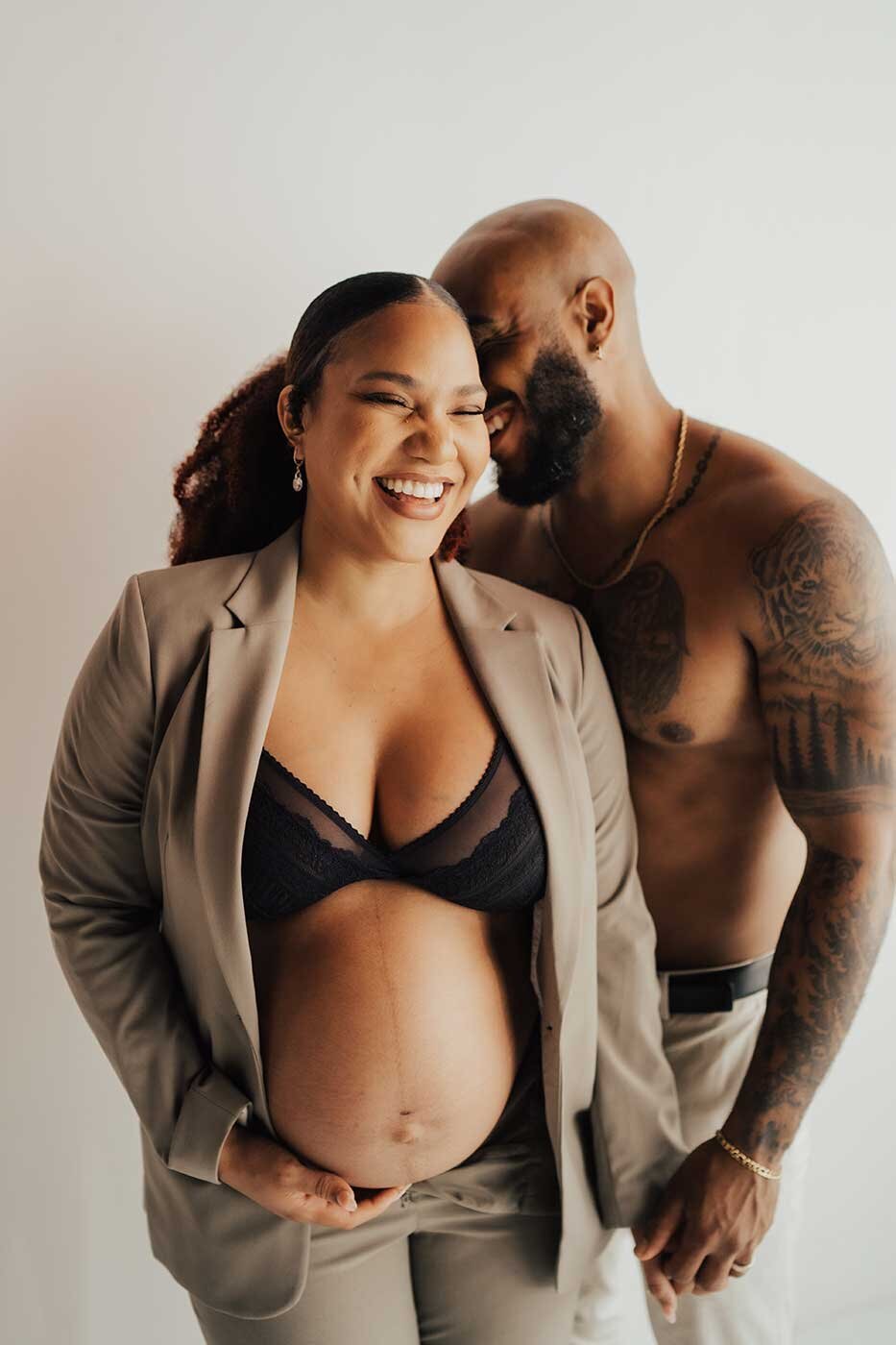 Black Couples Maternity Photo with Husband and Wife