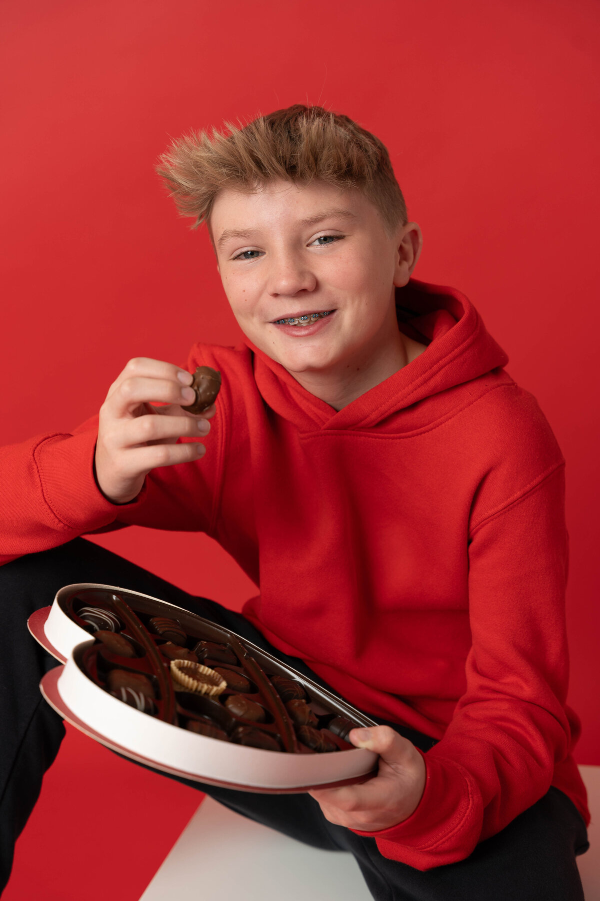 Cleveland-Akron-Senior-Portrait-model-team-valentine-shoot--12