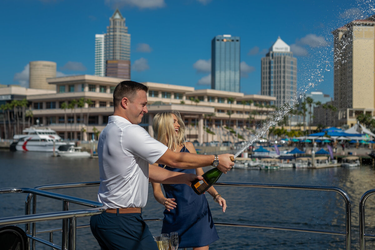 foto-bohemia-tampa-bay-yacht-proposal-chantilly-chic-celebrations-7