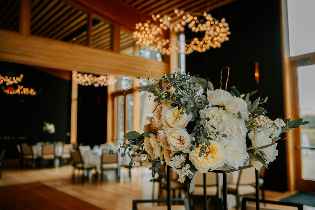 black-butte-ranch-oregon-wedding-photographer-venue-sisters-mountains-summer-storm00009