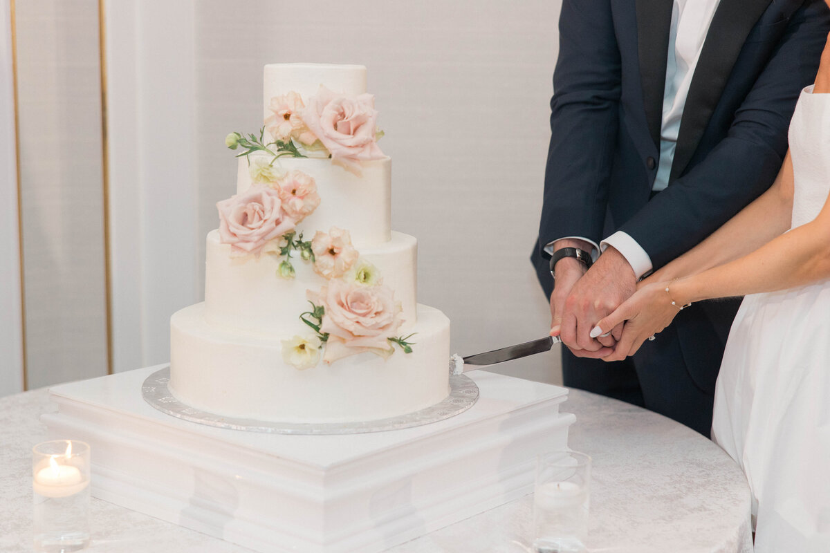 Molly Sue Photography Wedding at The Mill Lakeside Manor51