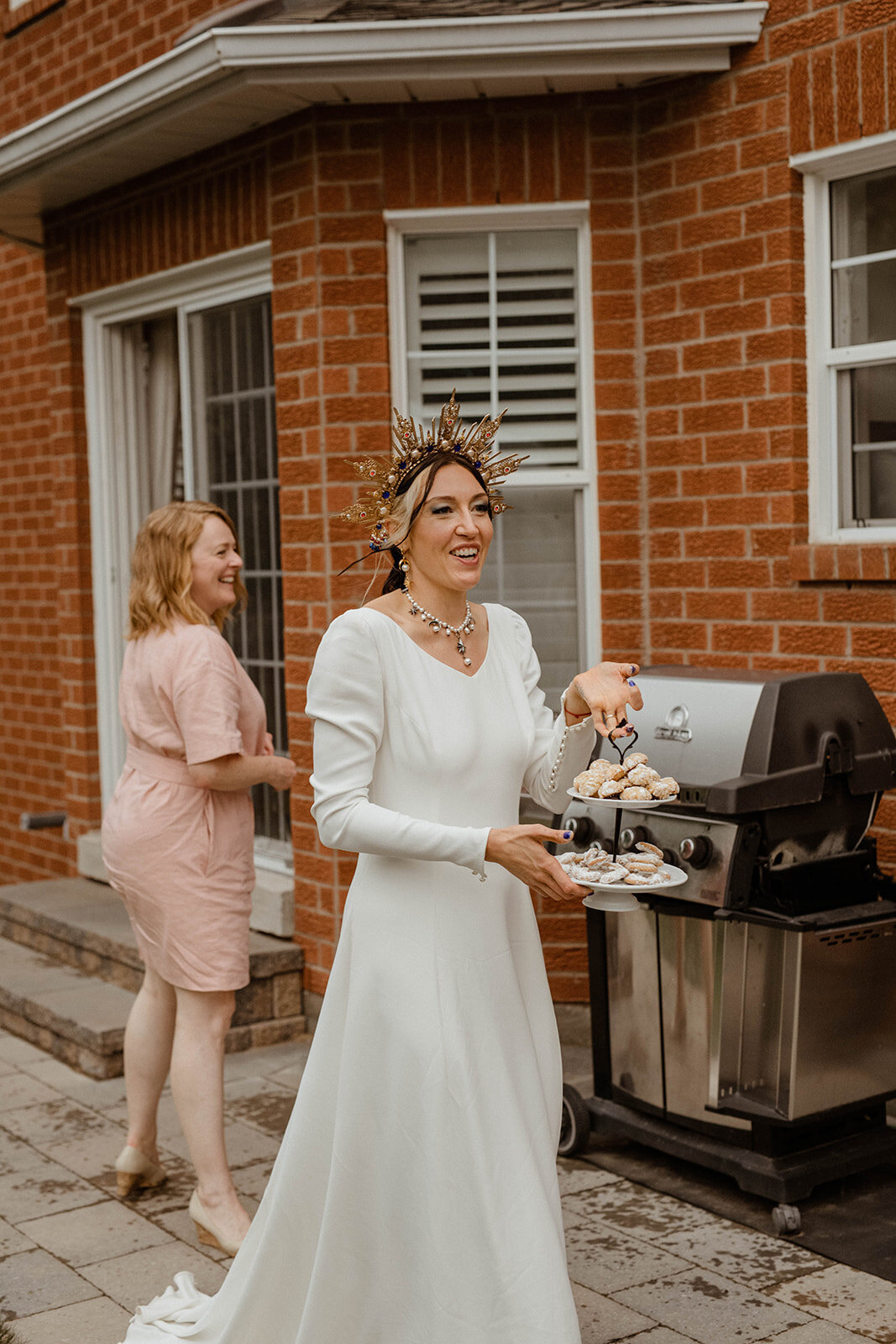 C--wiccan-backyard-wedding-intimate-reception-12